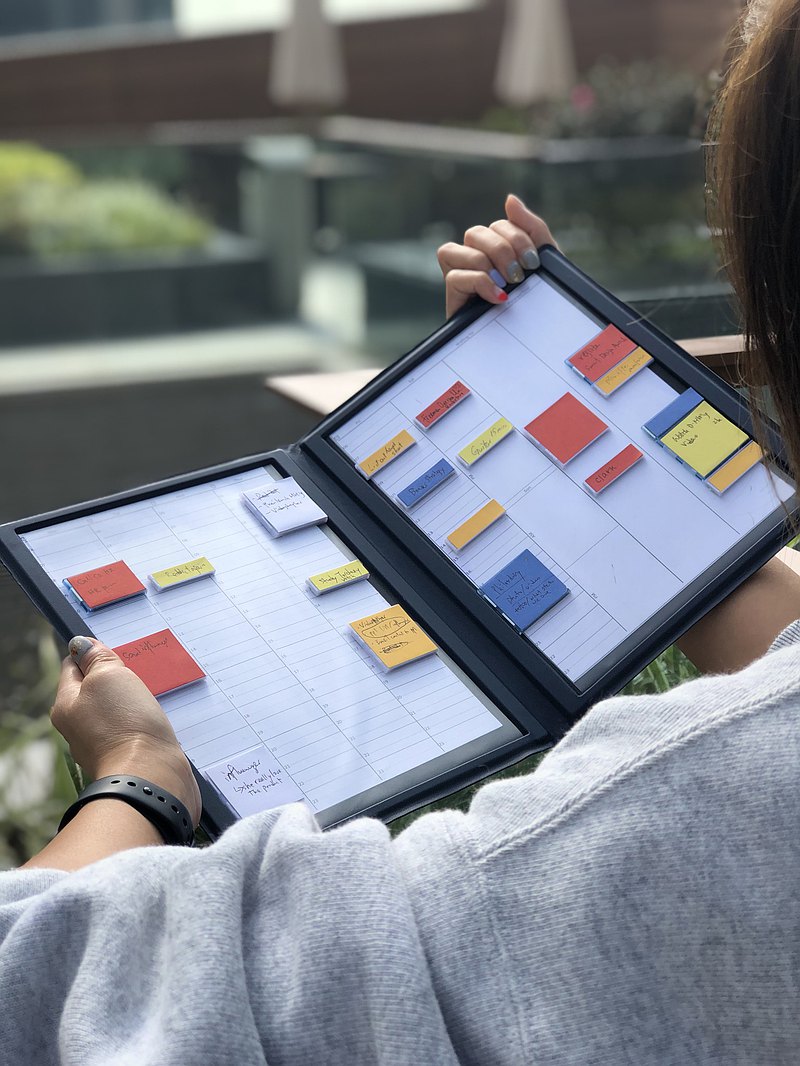 Mover Book | Bravestorming - Wake Concept Store