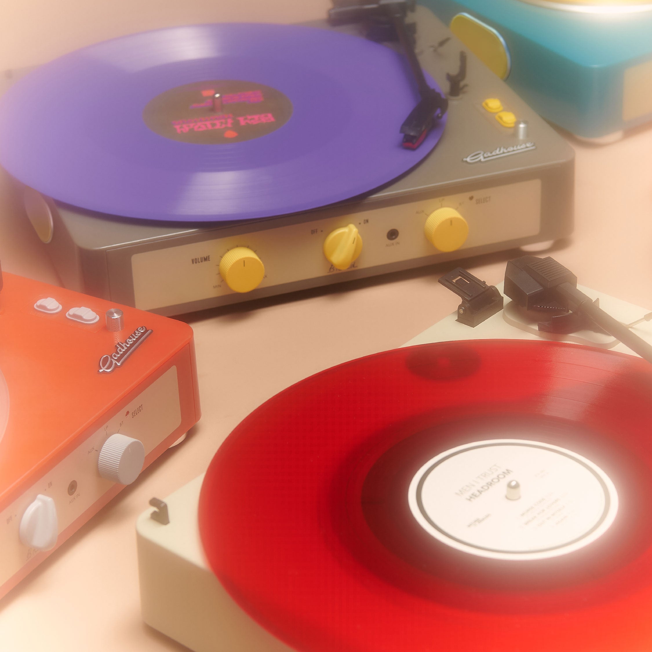Brad Retro MK II All-in-One Turntable