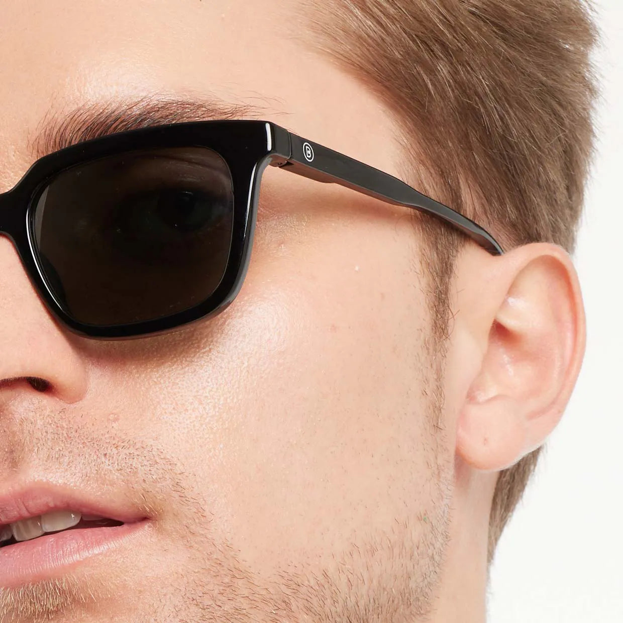 Holly Glossy Sunglasses