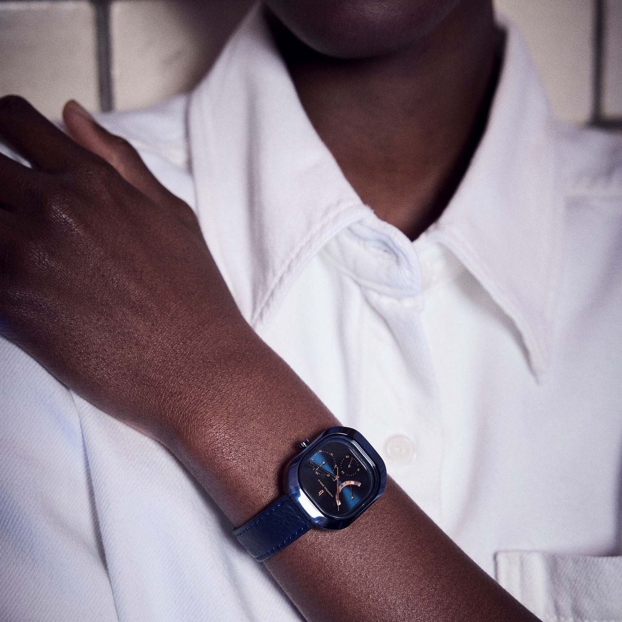 Multimatica, Blue Rose/ Gold Mesh Strap