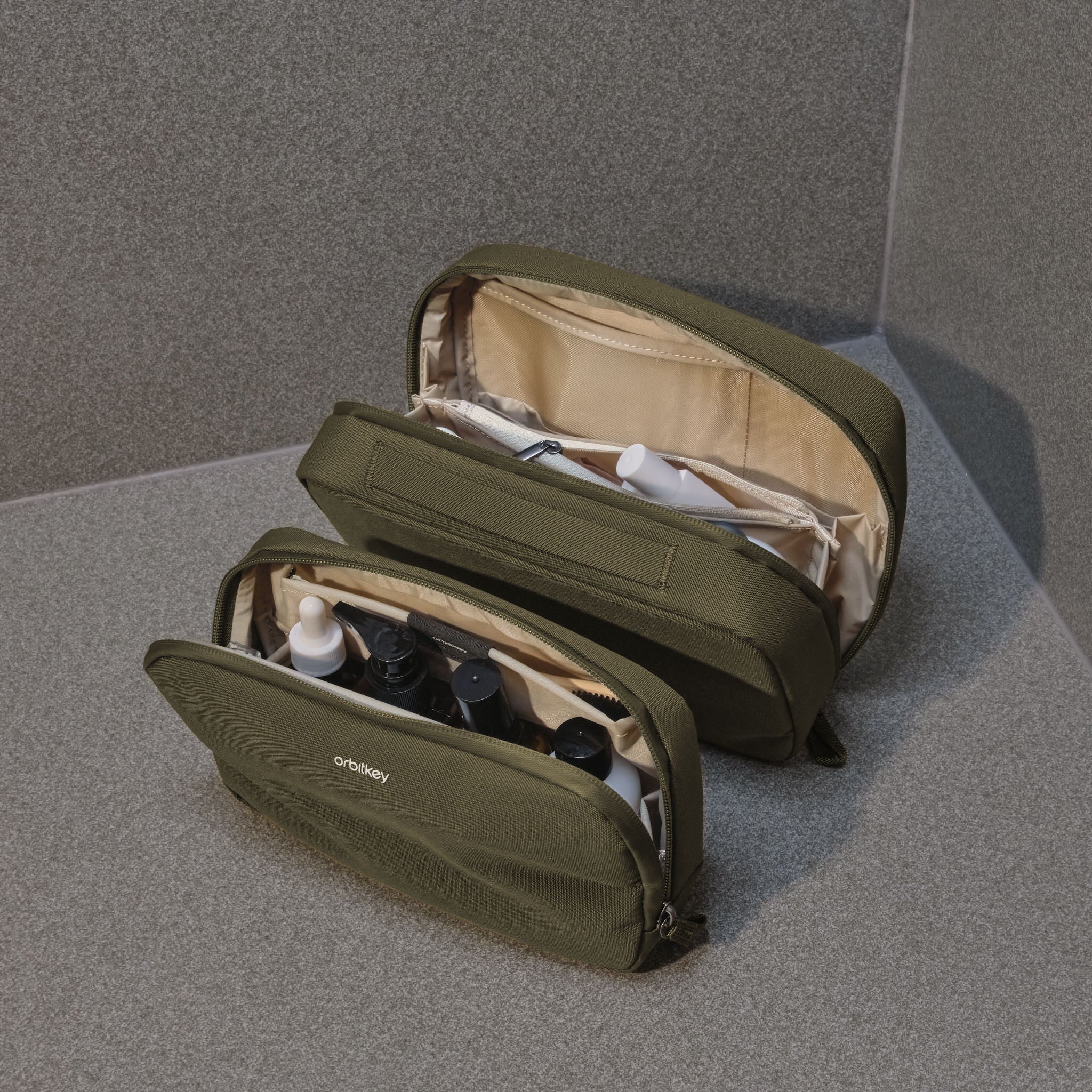 2-in-1 Toiletry Pouch, Lilac