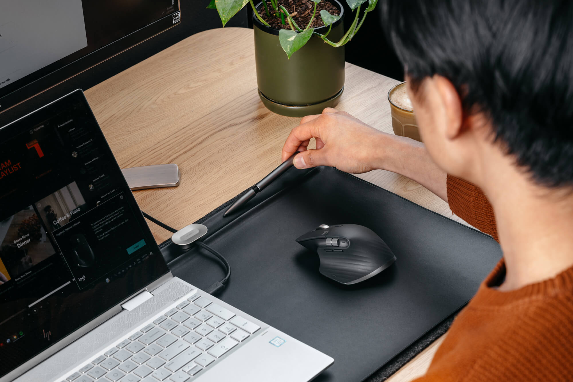 Desk Mat, Black | Orbitkey - Wake Concept Store