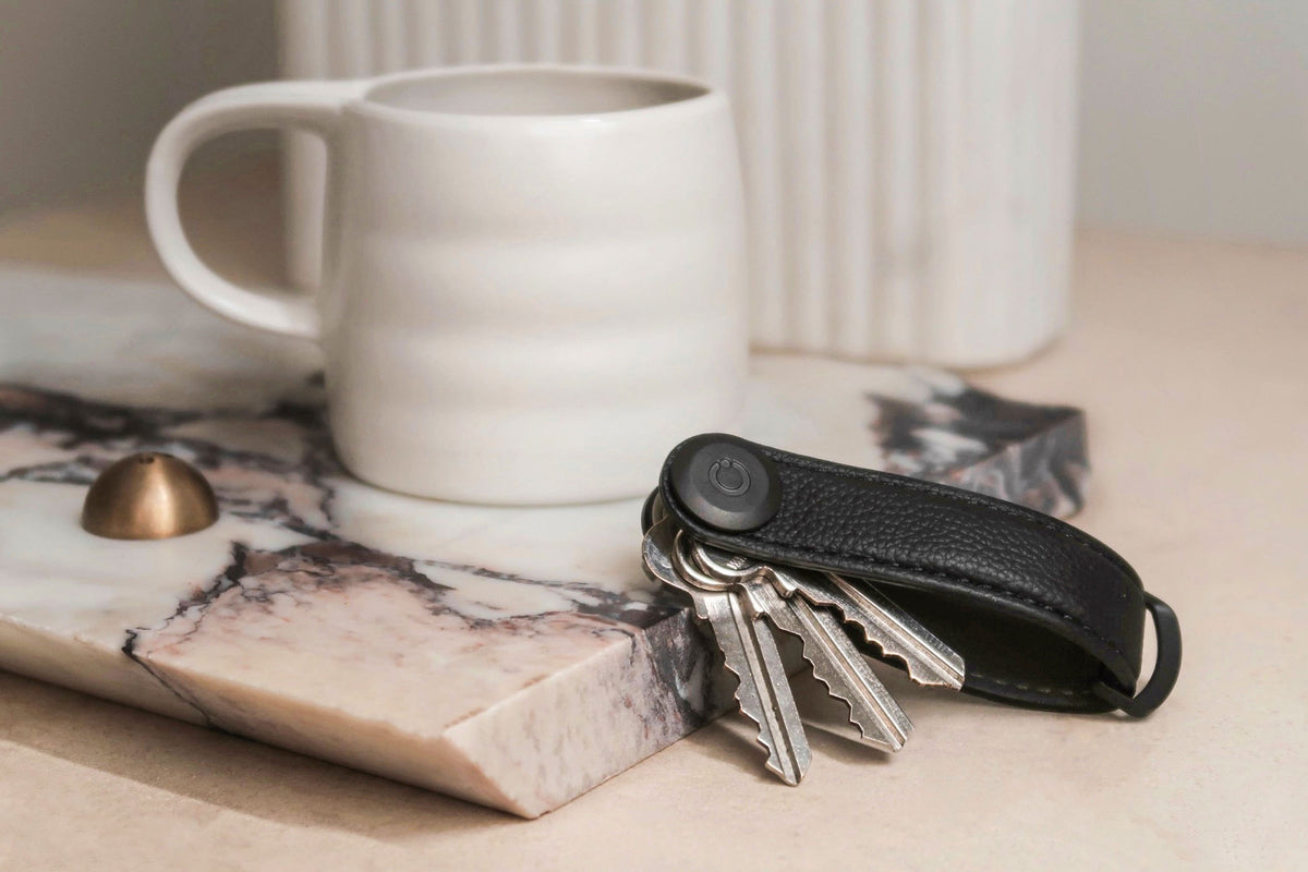 Pebbled Leather Key Organiser, Caviar | Orbitkey - Wake Concept Store