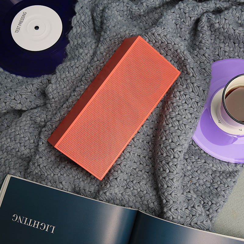 DUO Turntable with a Detachable Bluetooth Speaker | HYM Originals - Wake Concept Store
