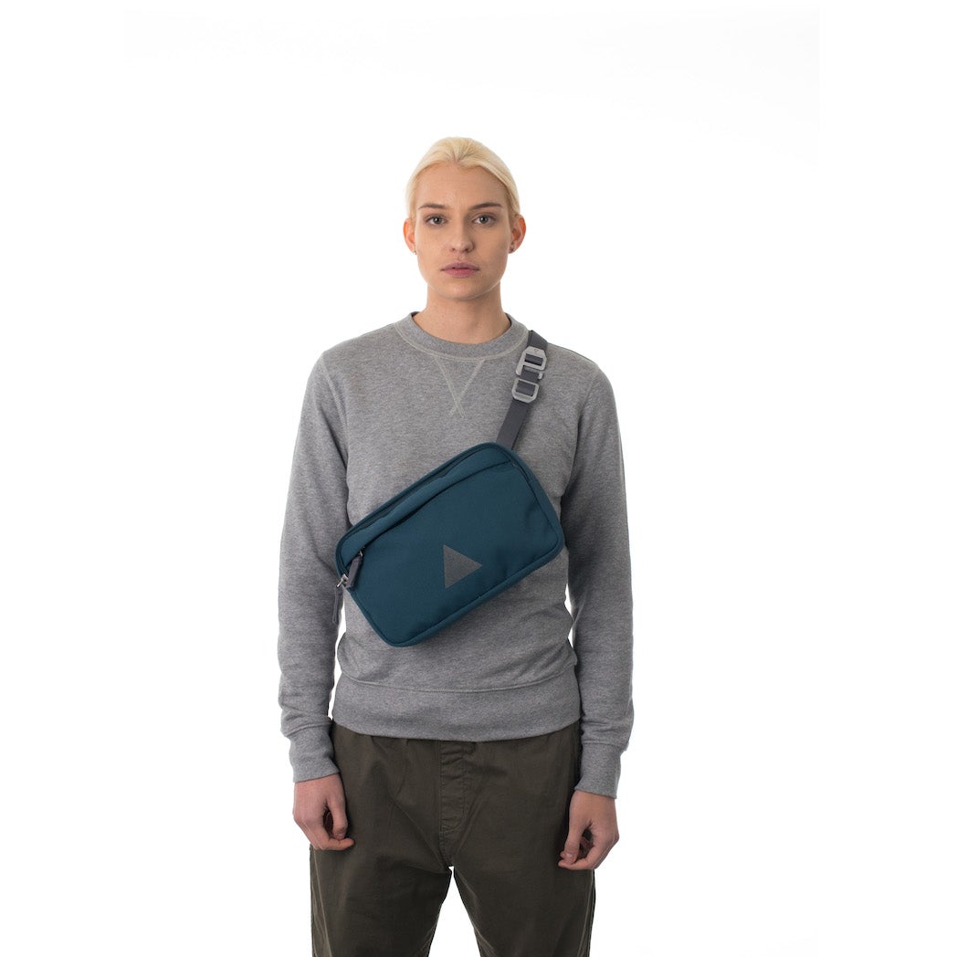 Arc Utility Crossbody Pack 4L | Utility Archive - Wake Concept Store