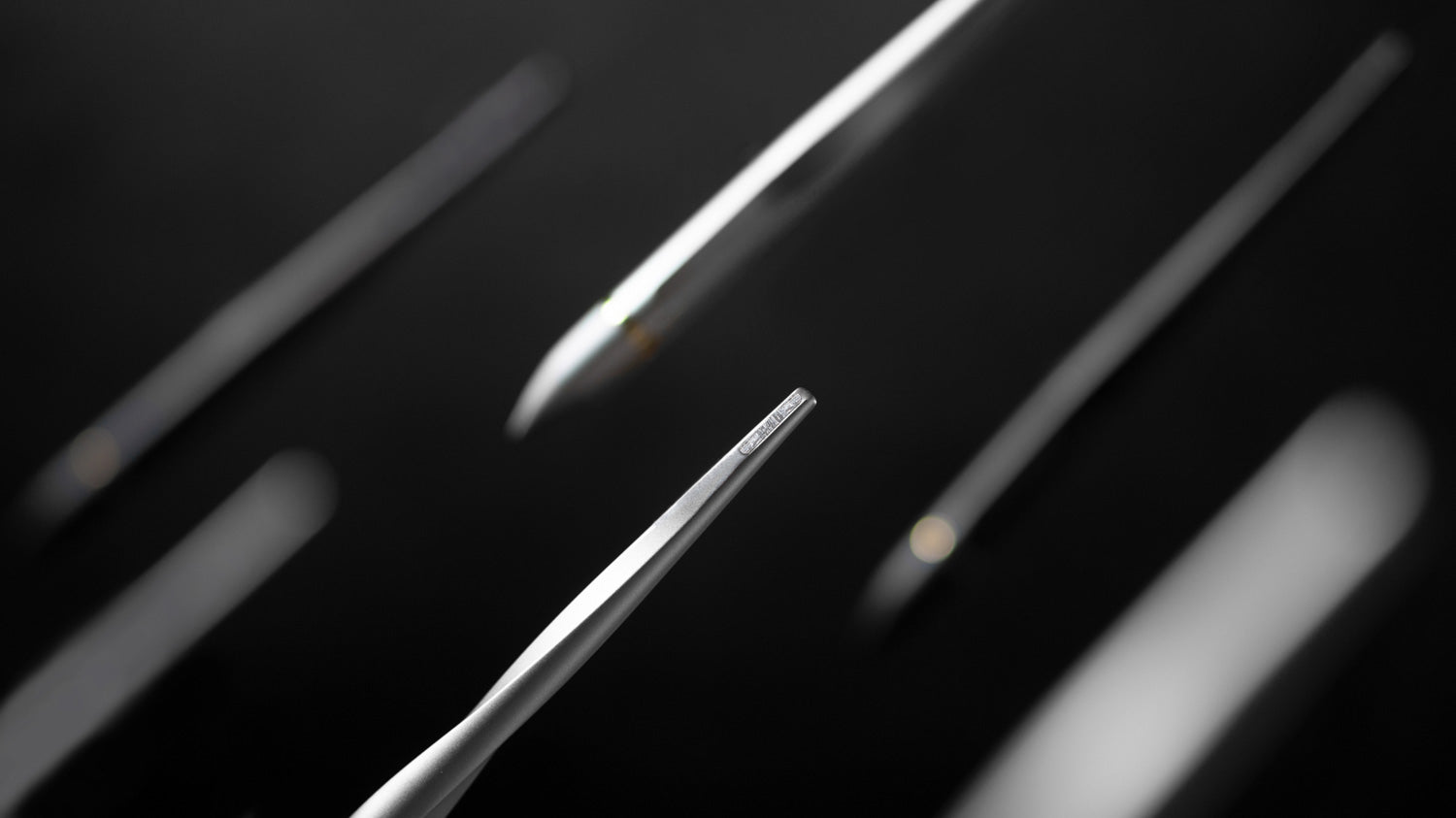 HoverPen 2.0 Interstellar Edition (Meteorite Embeded Version) | Novium - Wake Concept Store