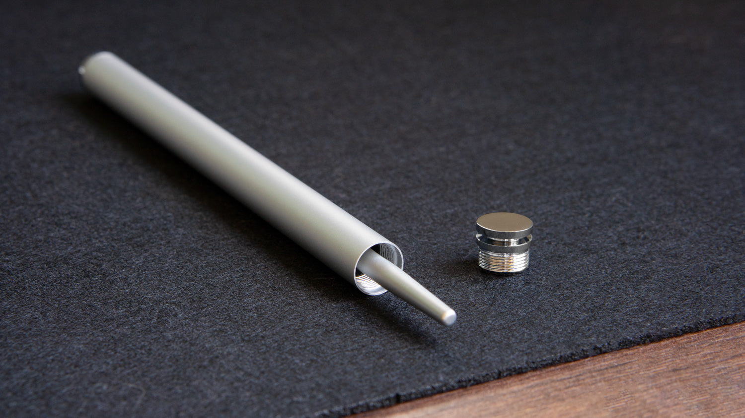 HoverPen 2.0 Aluminum Outing Pen Tube | Novium - Wake Concept Store