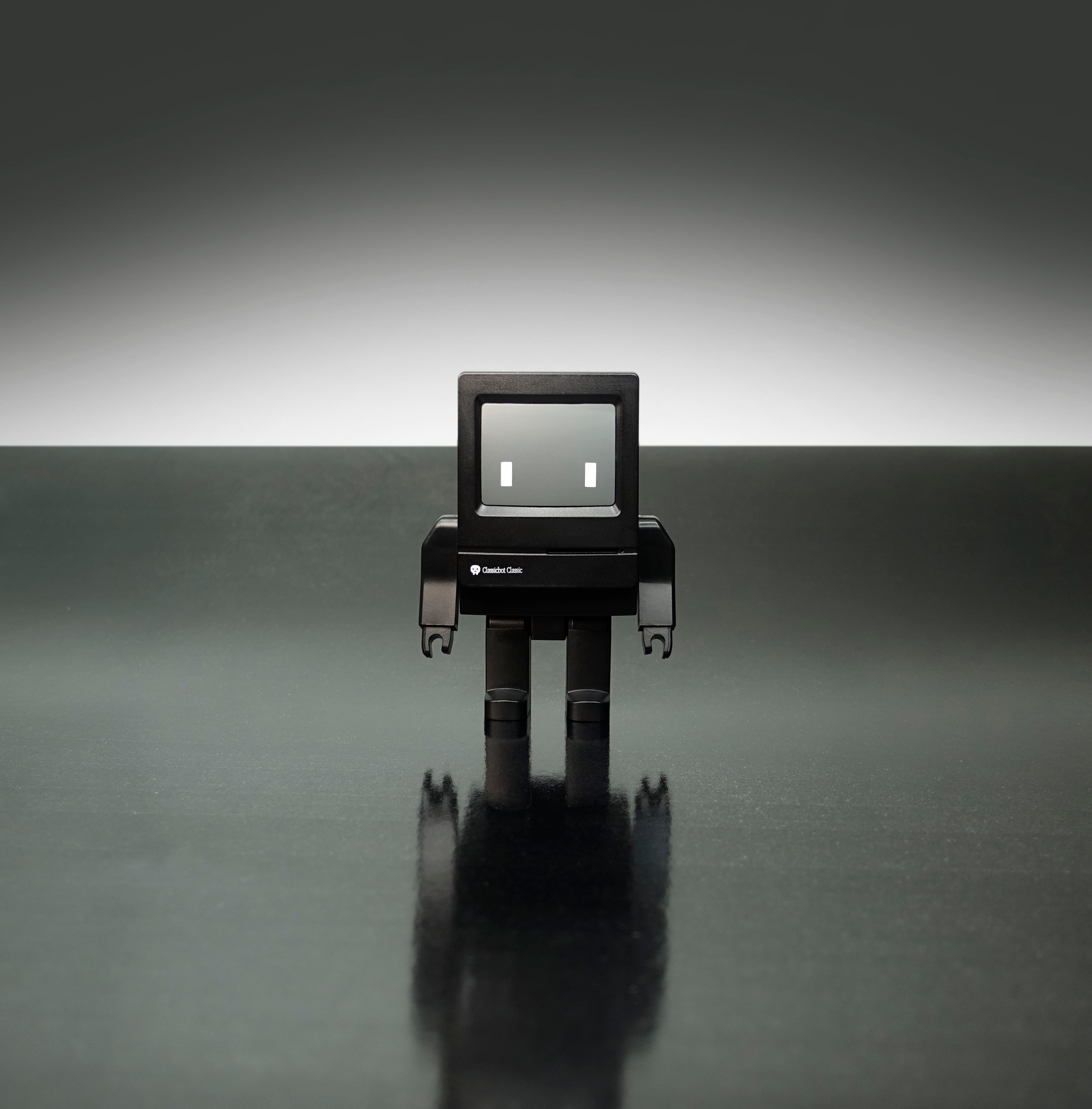 Classic Black | Classicbot - Wake Concept Store