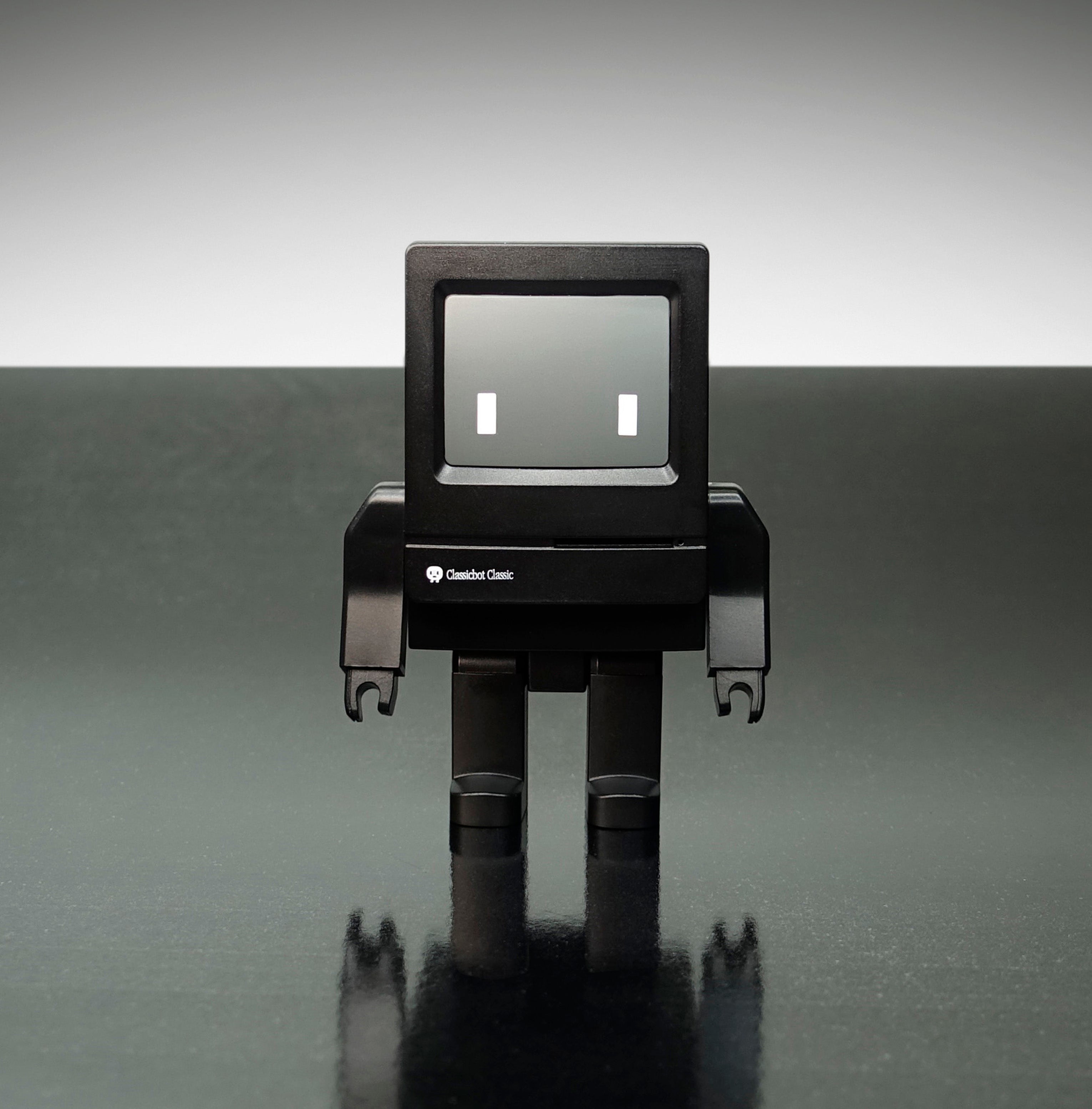 Classic Black | Classicbot - Wake Concept Store