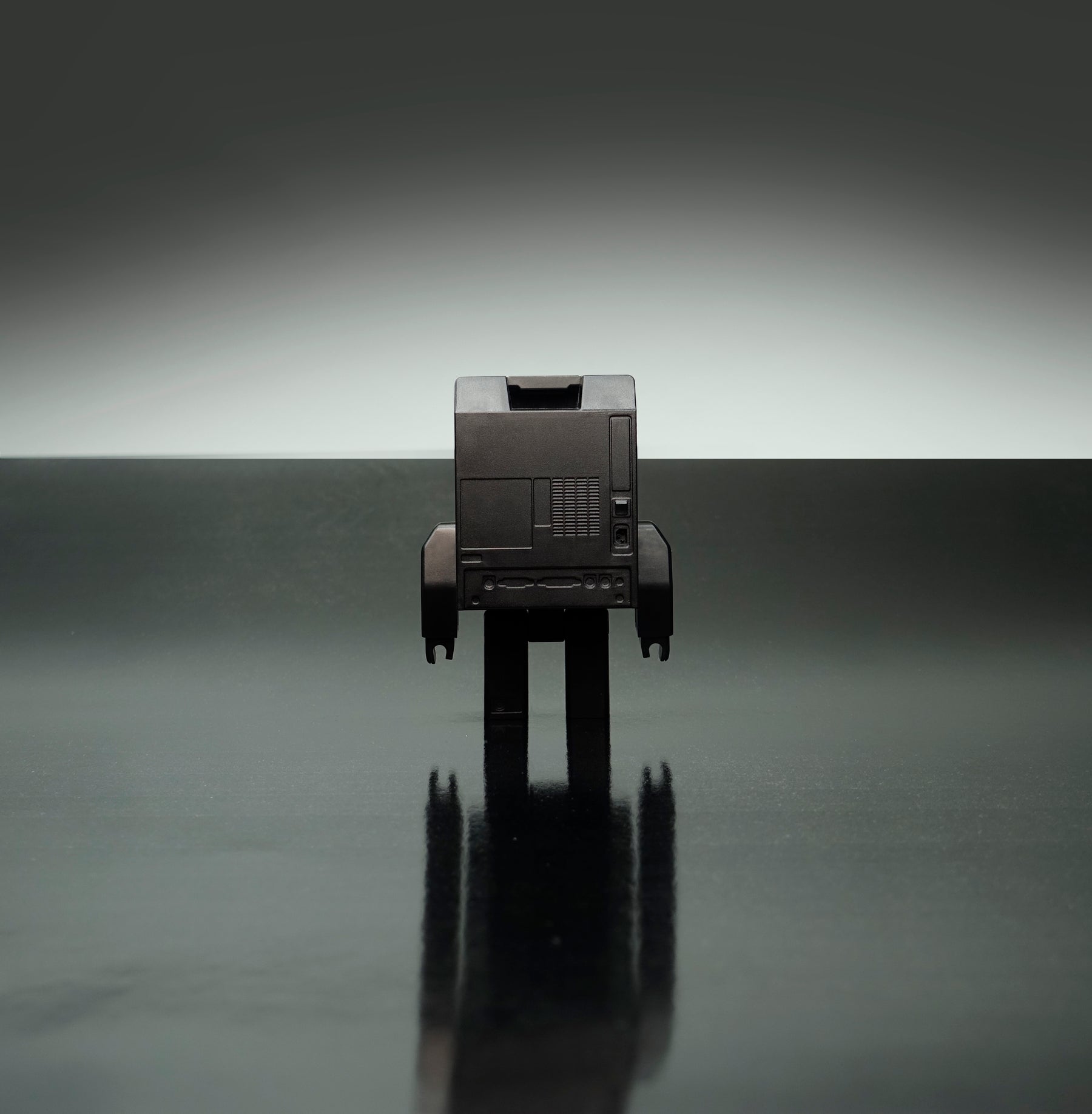 Classic Black | Classicbot - Wake Concept Store