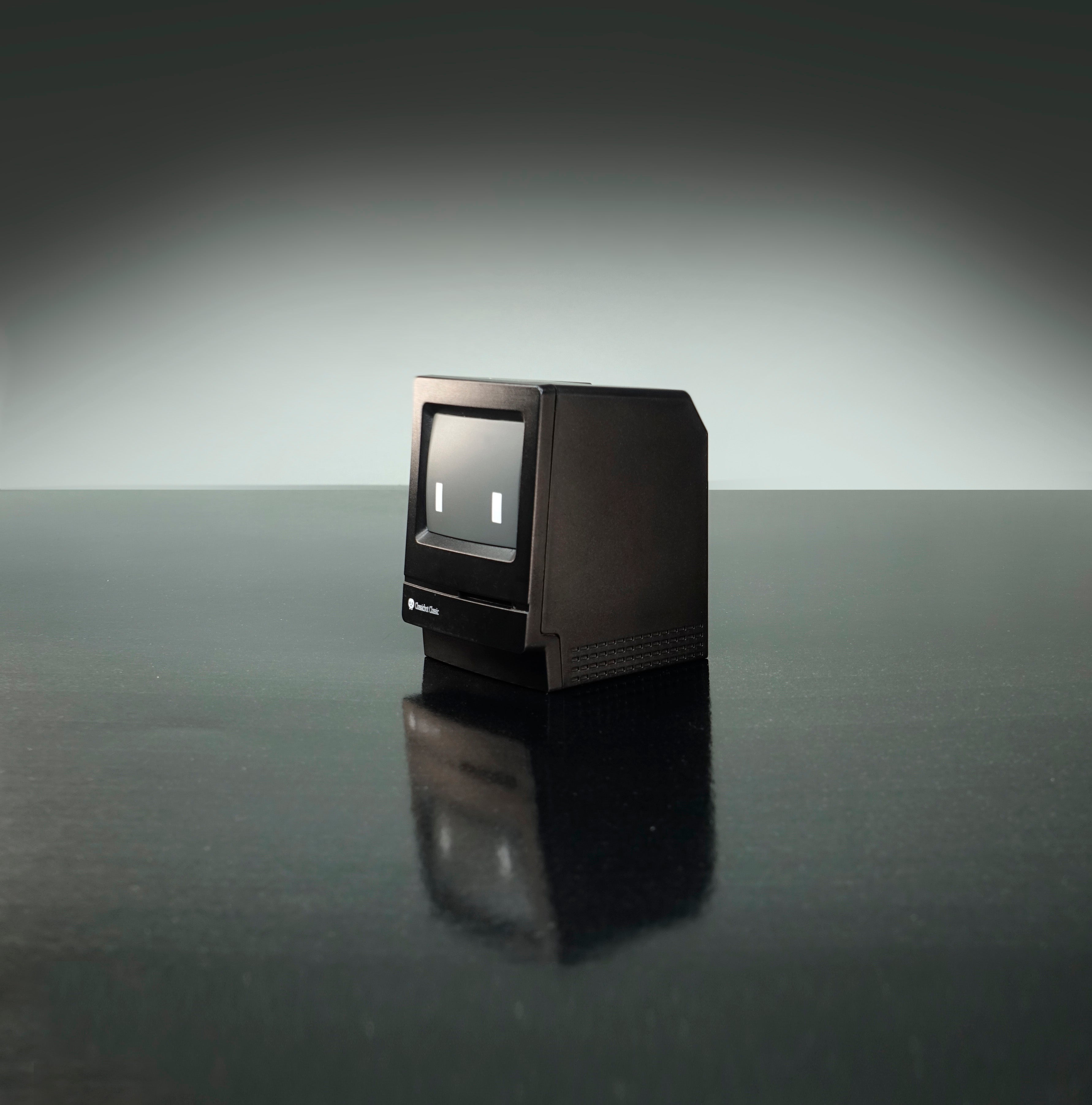 Classic Black | Classicbot - Wake Concept Store