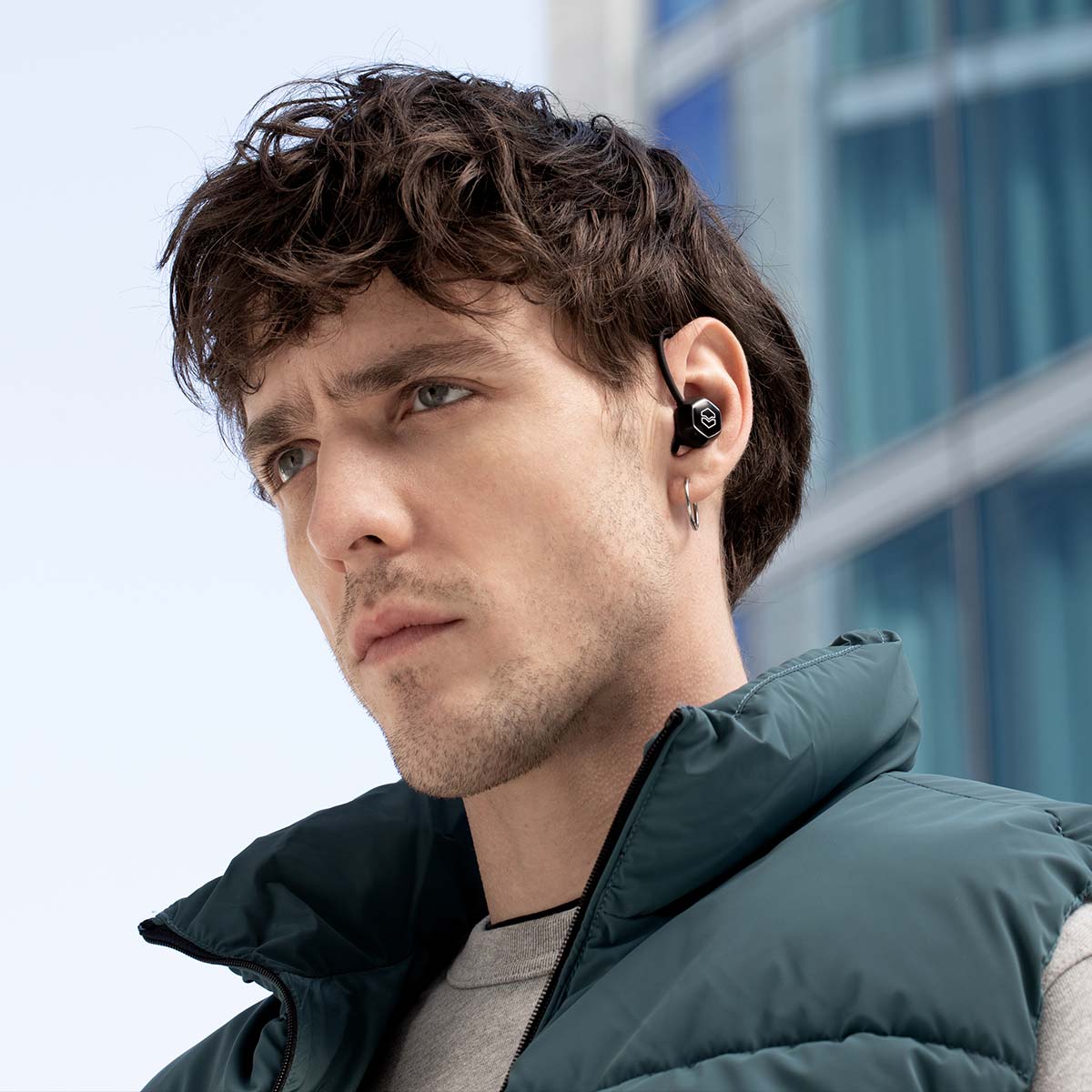Hexamove Pro Wireless Earbuds | V-Moda - Wake Concept Store