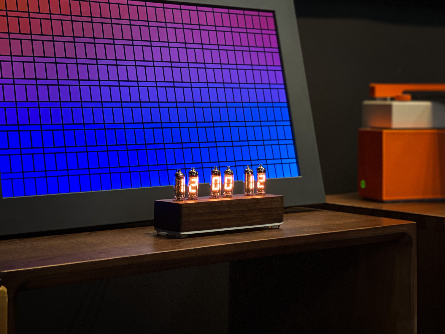 Tube Time by Qnop | Qnop - Wake Concept Store