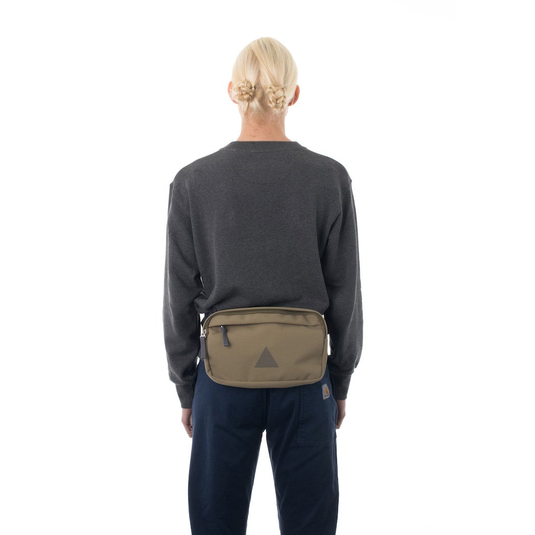 Arc Utility Crossbody Pack 4L | Utility Archive - Wake Concept Store