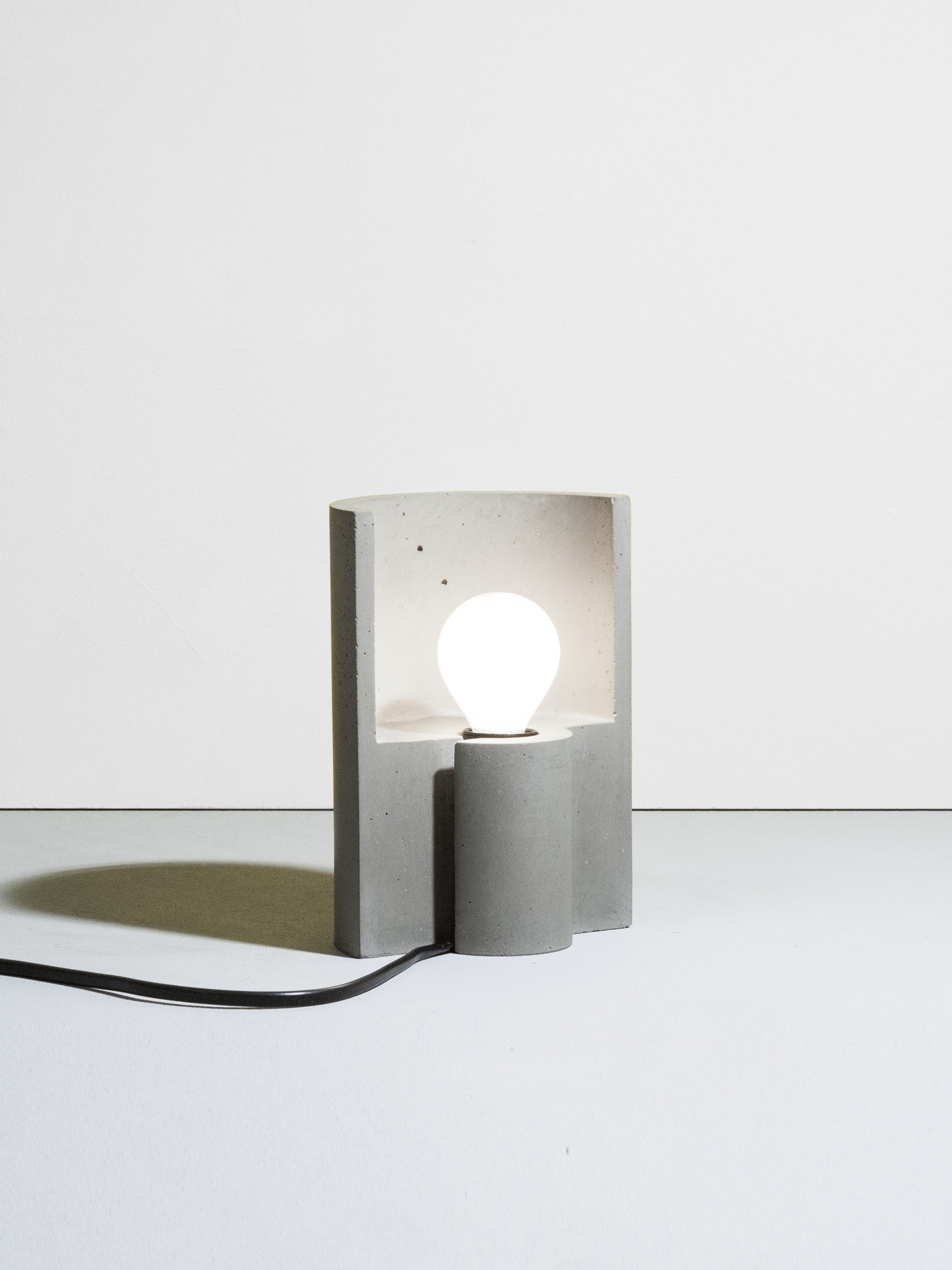 ESSE Table Lamp | Plato Design - Wake Concept Store