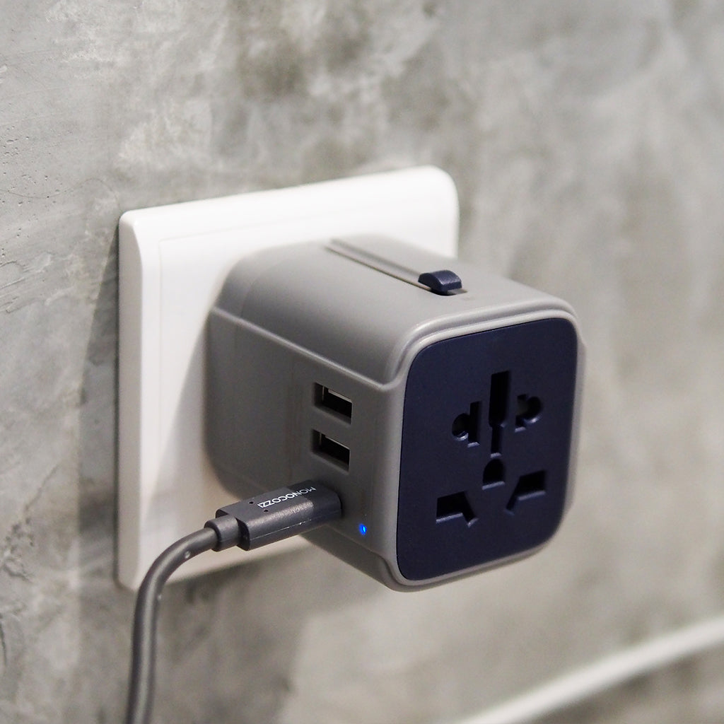 Bon Voyage Travel Adaptor with 4.5A Dual USB and USB-C connector | Monocozzi - Wake Concept Store