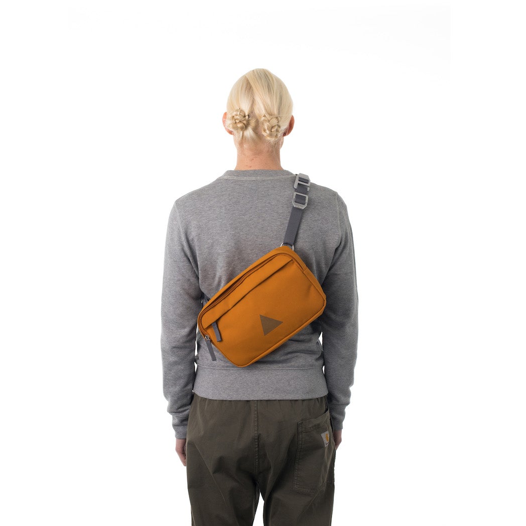 Arc Utility Crossbody Pack 4L | Utility Archive - Wake Concept Store