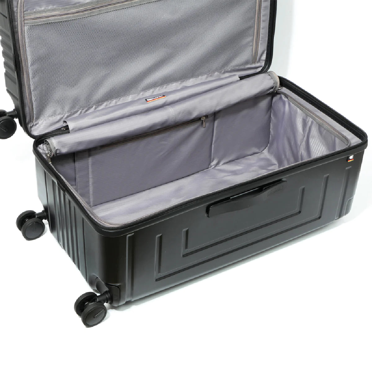 Bermas Spaceship Luggage 2.0 | Bermas - Wake Concept Store