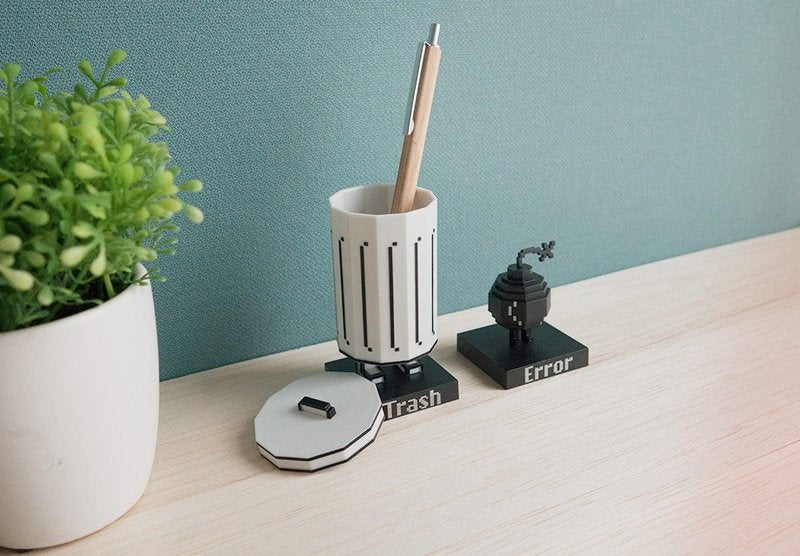 Trashbot 2.0 Stationery Set | Classicbot - Wake Concept Store