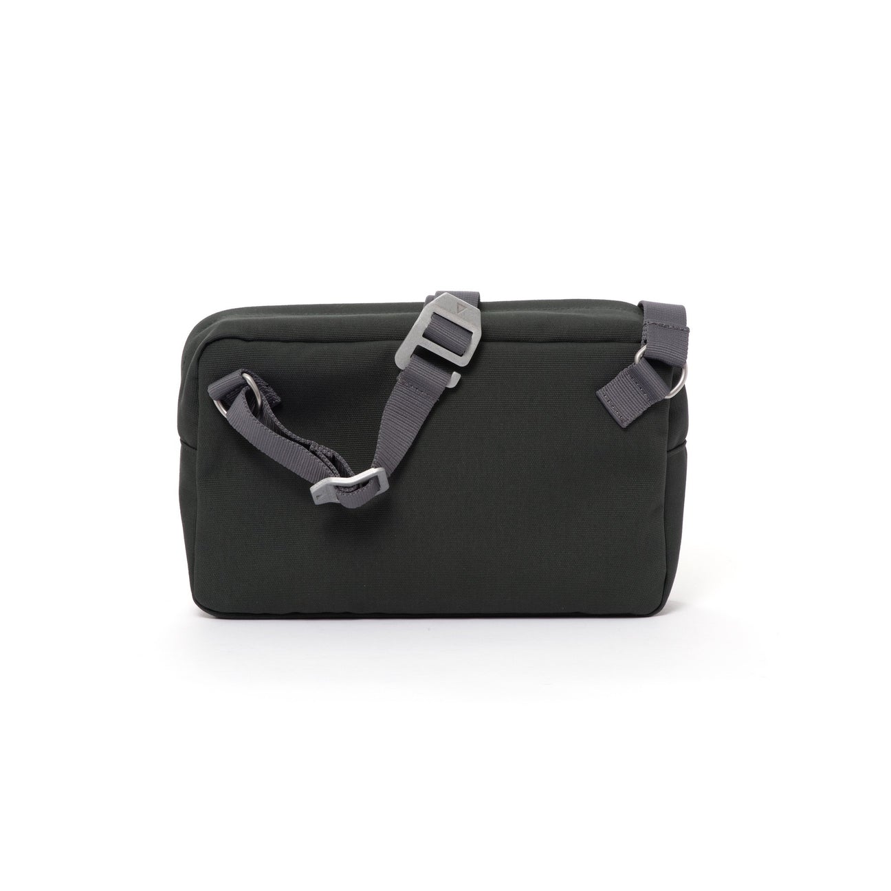 Arc Utility Crossbody Pack 4L | Utility Archive - Wake Concept Store