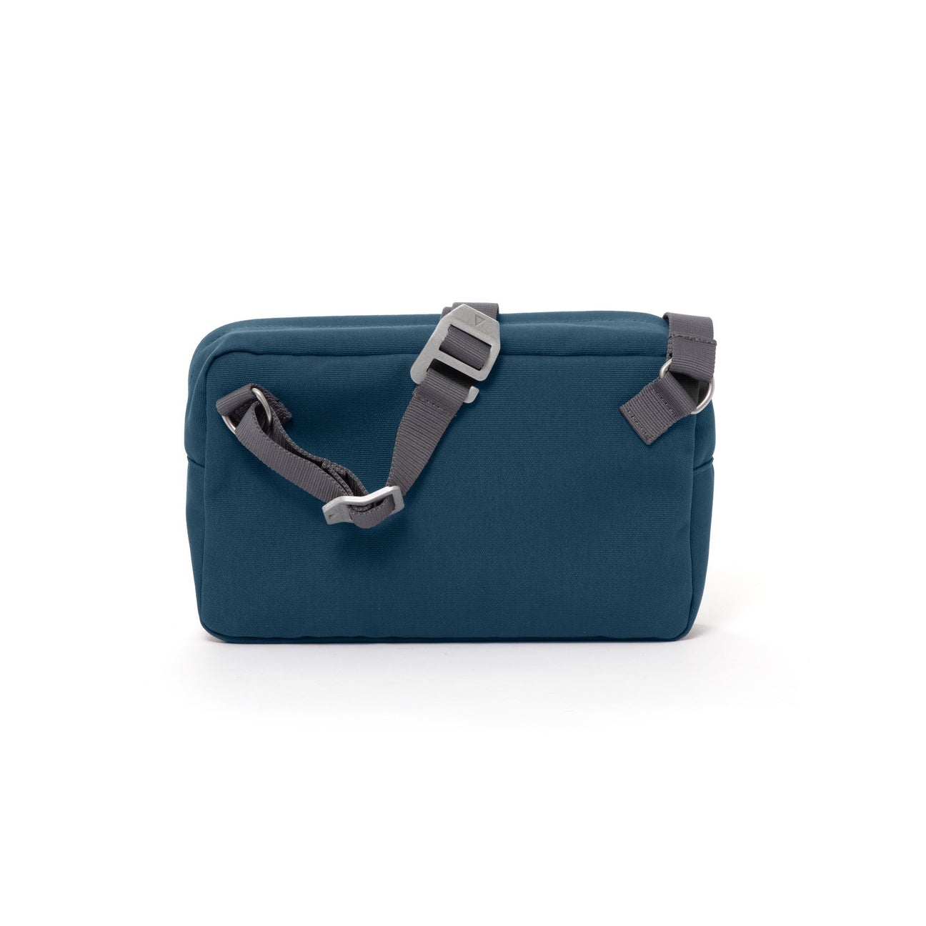 Arc Utility Crossbody Pack 4L | Utility Archive - Wake Concept Store