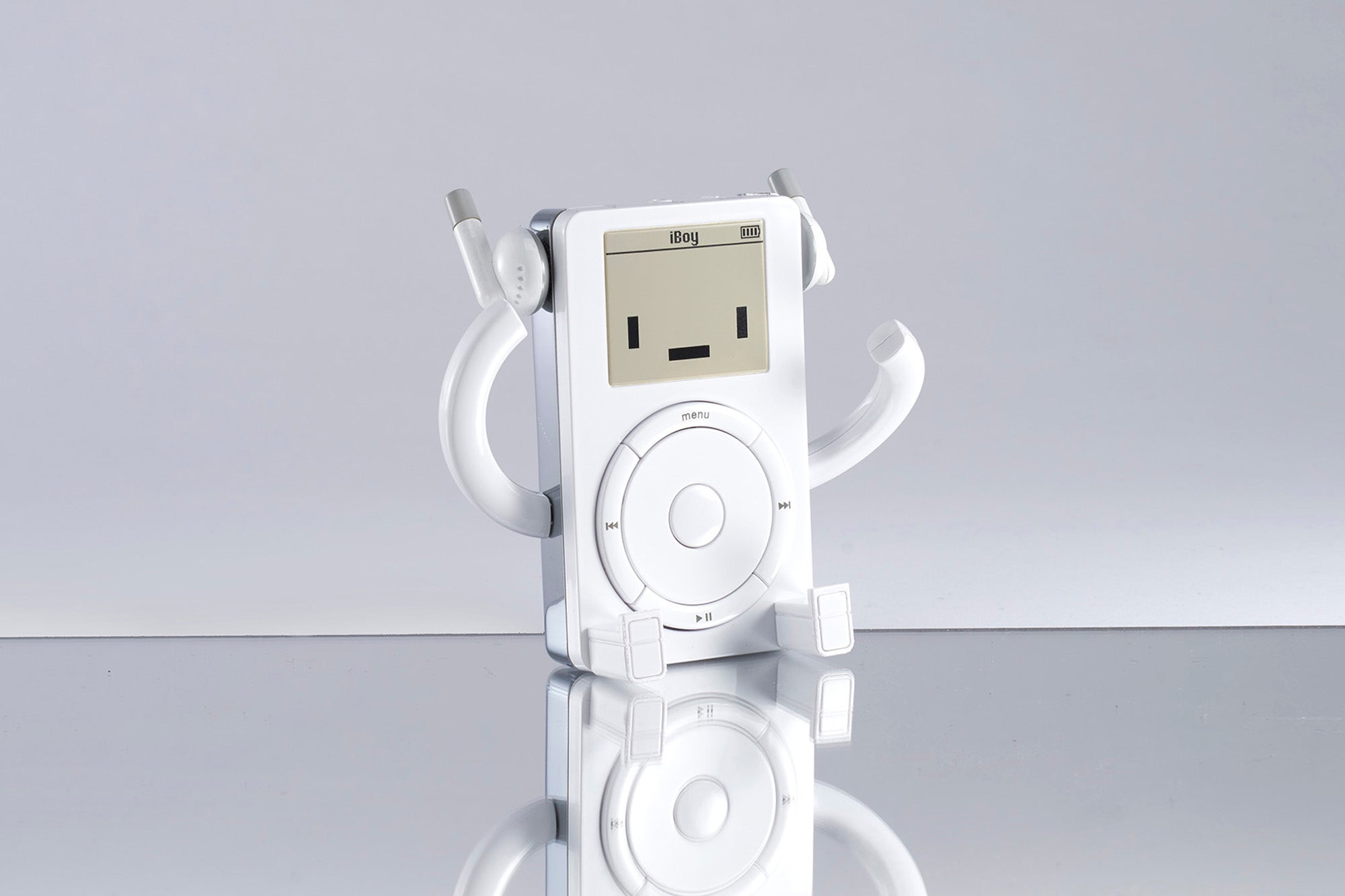 iBoy | Classicbot - Wake Concept Store
