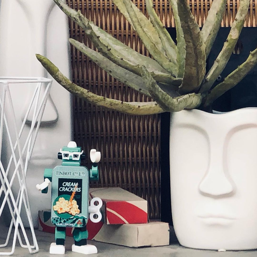 TinBot the Collectibles - 20 Memorable Figure Selections | TinBot - Wake Concept Store