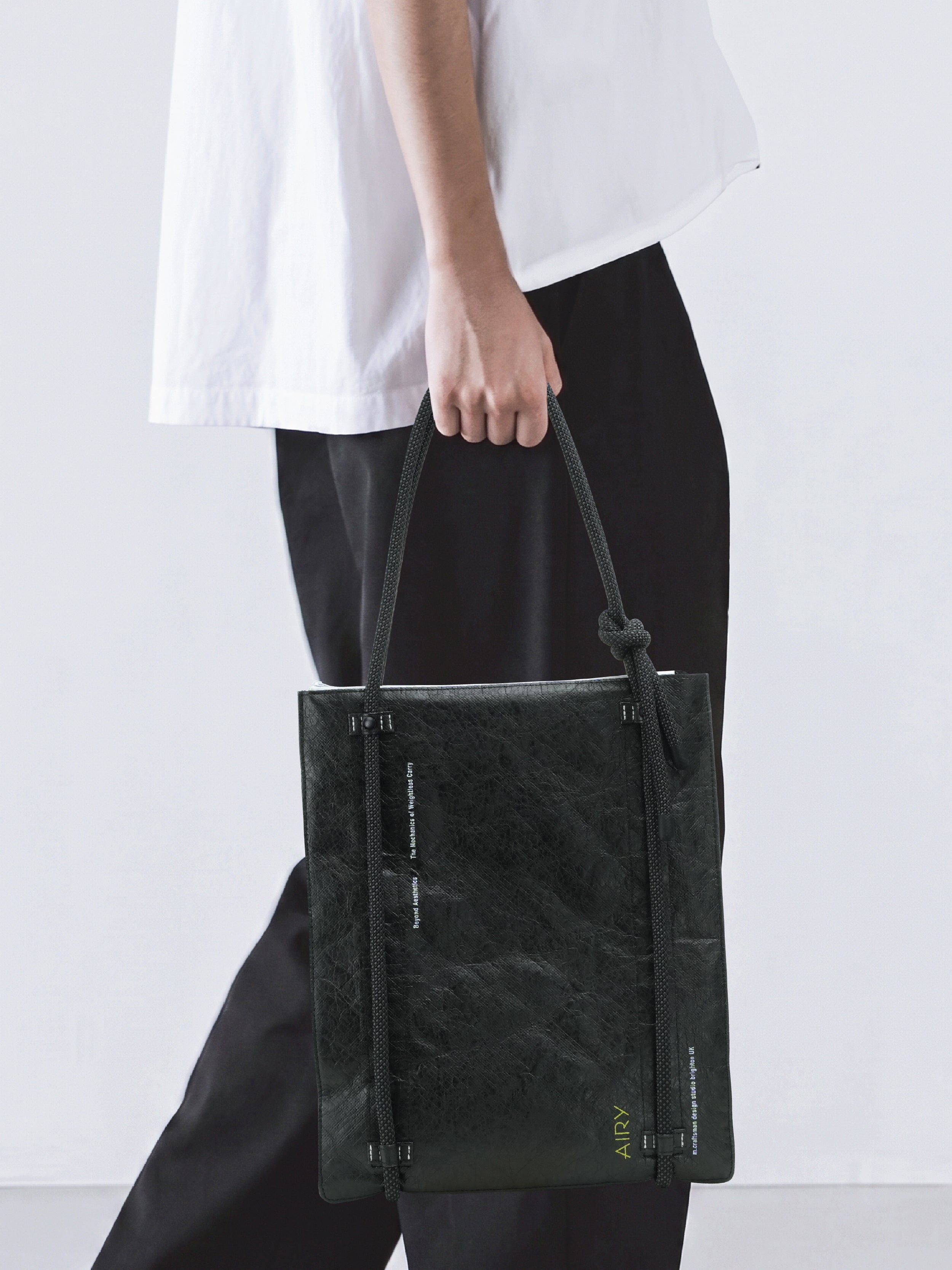 Airy Sleeves & Tote Set for Macbook 13", Black
