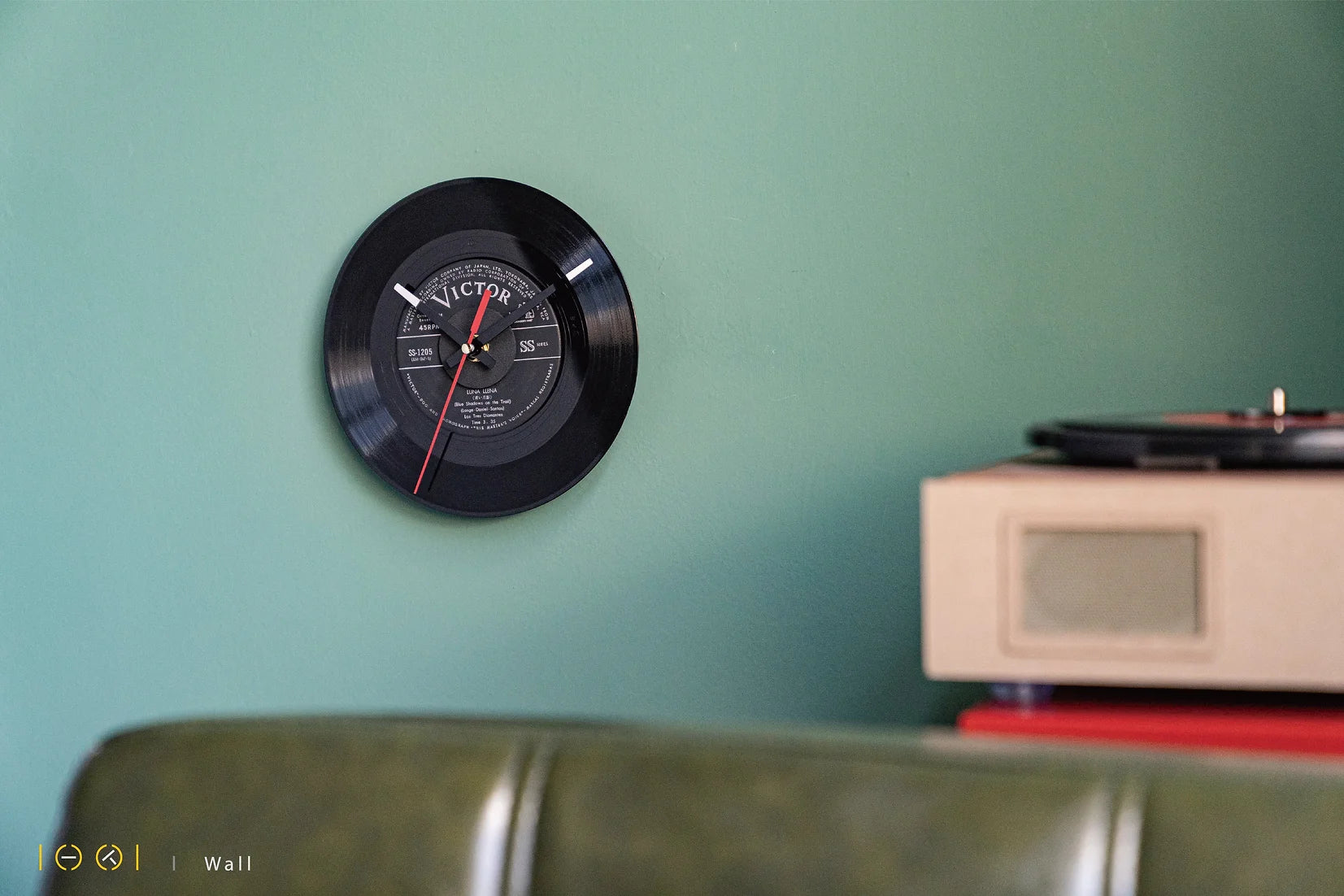 Vinyl Re'clock | 1001 - Wake Concept Store  