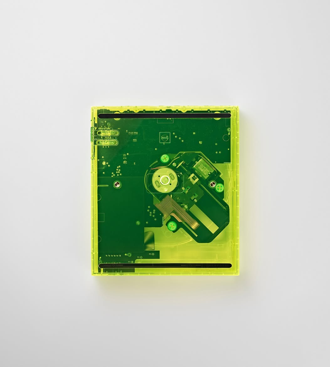 km5 CD Player, CP1 Neon Yellow