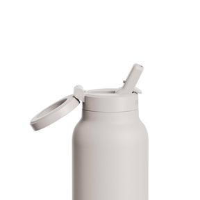 RINGO PRO Magsafe Water Bottle with Sip Lid 24oz, Ivory