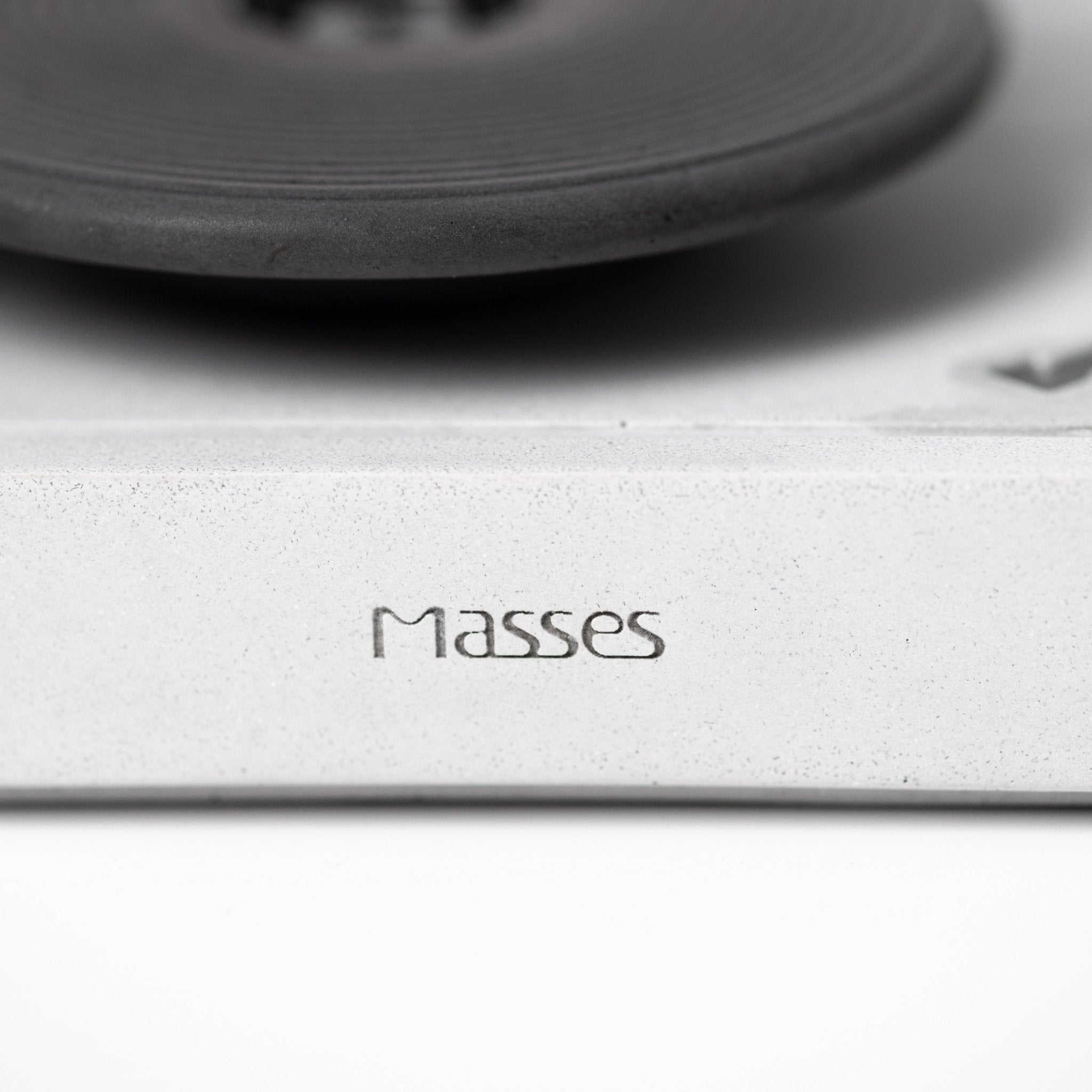 Groove Turntable Concrete Diffuser