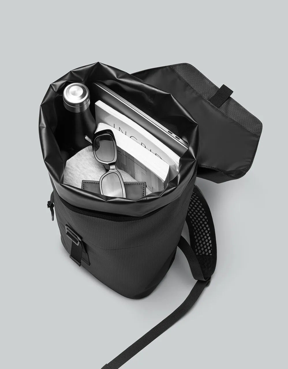 Lightweight DuoSeal Flap Backpack 14", Black