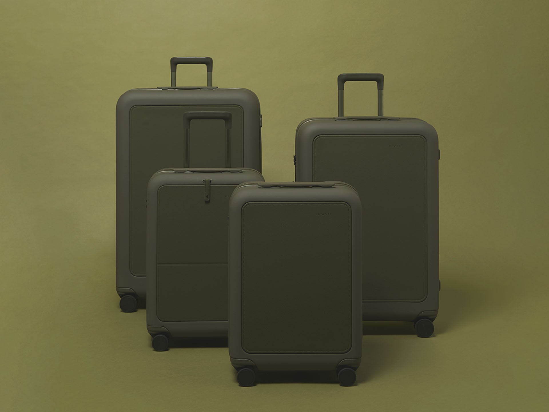 Moln Medium 68L Suitcase, Moss