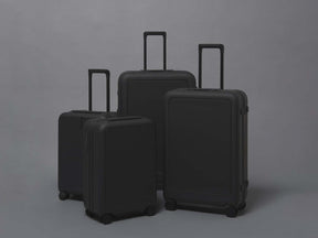 Moln Medium 68L Suitcase, Obsidian