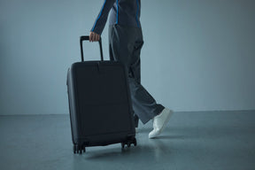 Moln Carry-on 33L Suitcase with PC Pocket, Obsidian