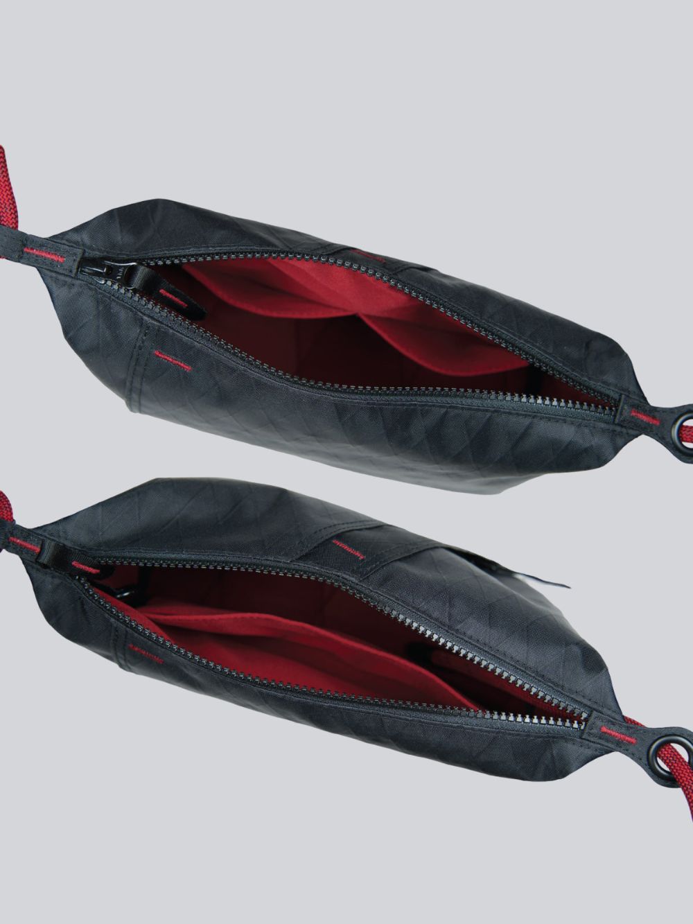 The Bristol Quay Cut Resistant, Black/Red