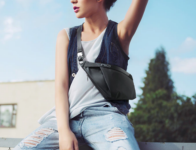 NIID FINO IV Ultra Slim Hybrid Sling Pack niid Wake Concept Store