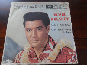 Elvis Presley : Can't Help Falling In Love / Rock-A-Hula Baby (7", Single, 3 P)