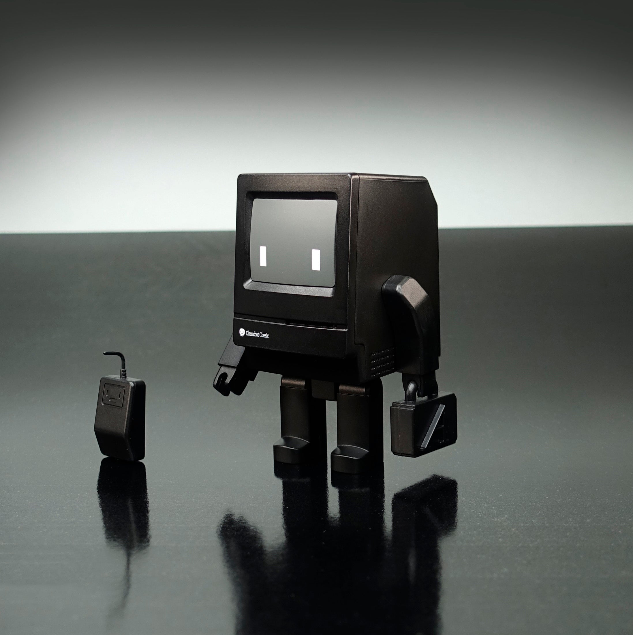 Classic Black | Classicbot - Wake Concept Store 
