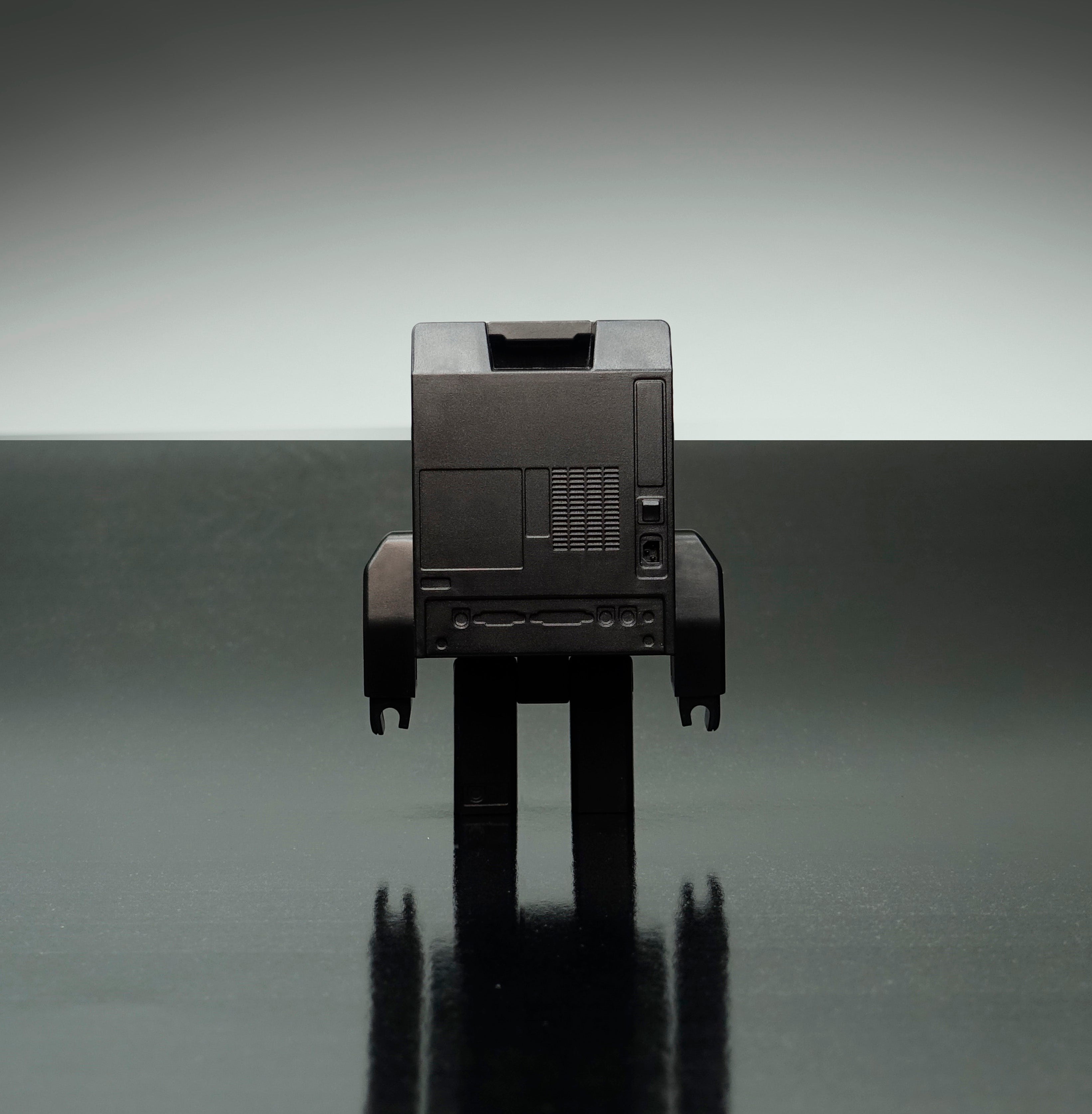 Classic Black | Classicbot - Wake Concept Store 