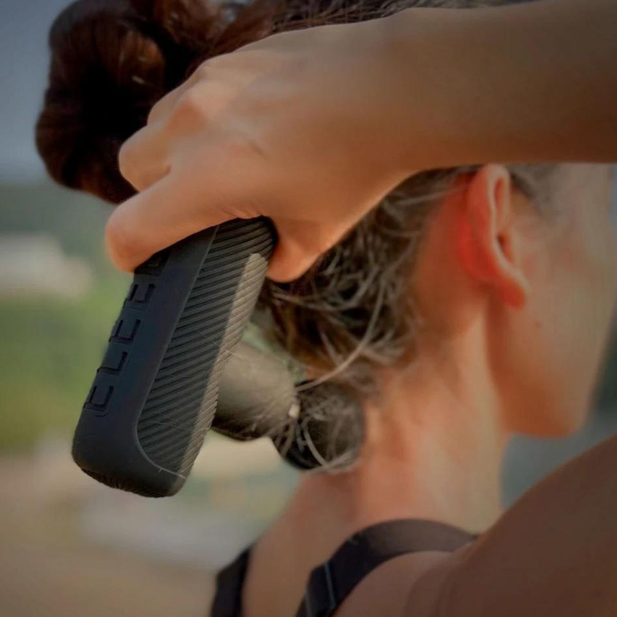 P2 Pocket Massage Gun | Eleeels - Wake Concept Store  