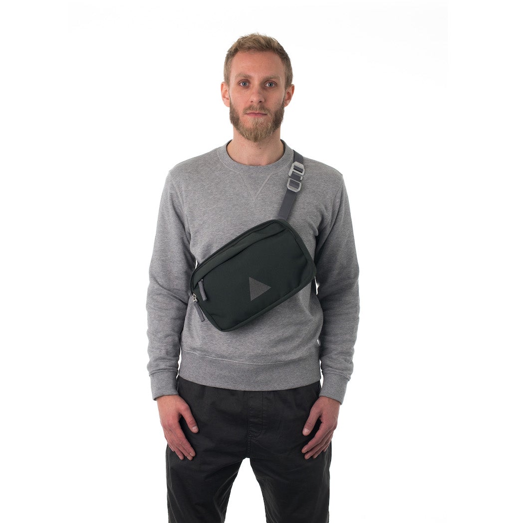 Arc Utility Crossbody Pack 4L | Utility Archive - Wake Concept Store  