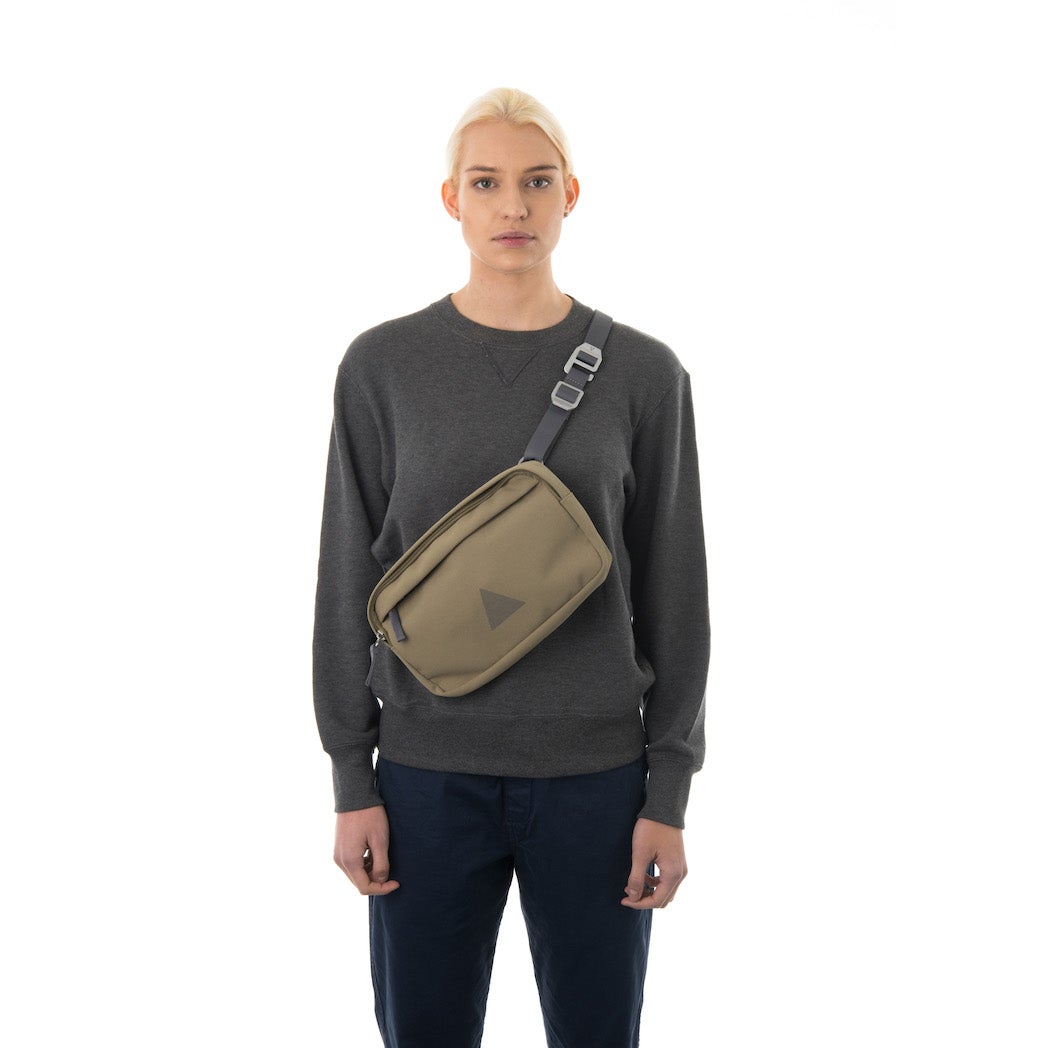 Arc Utility Crossbody Pack 4L | Utility Archive - Wake Concept Store  