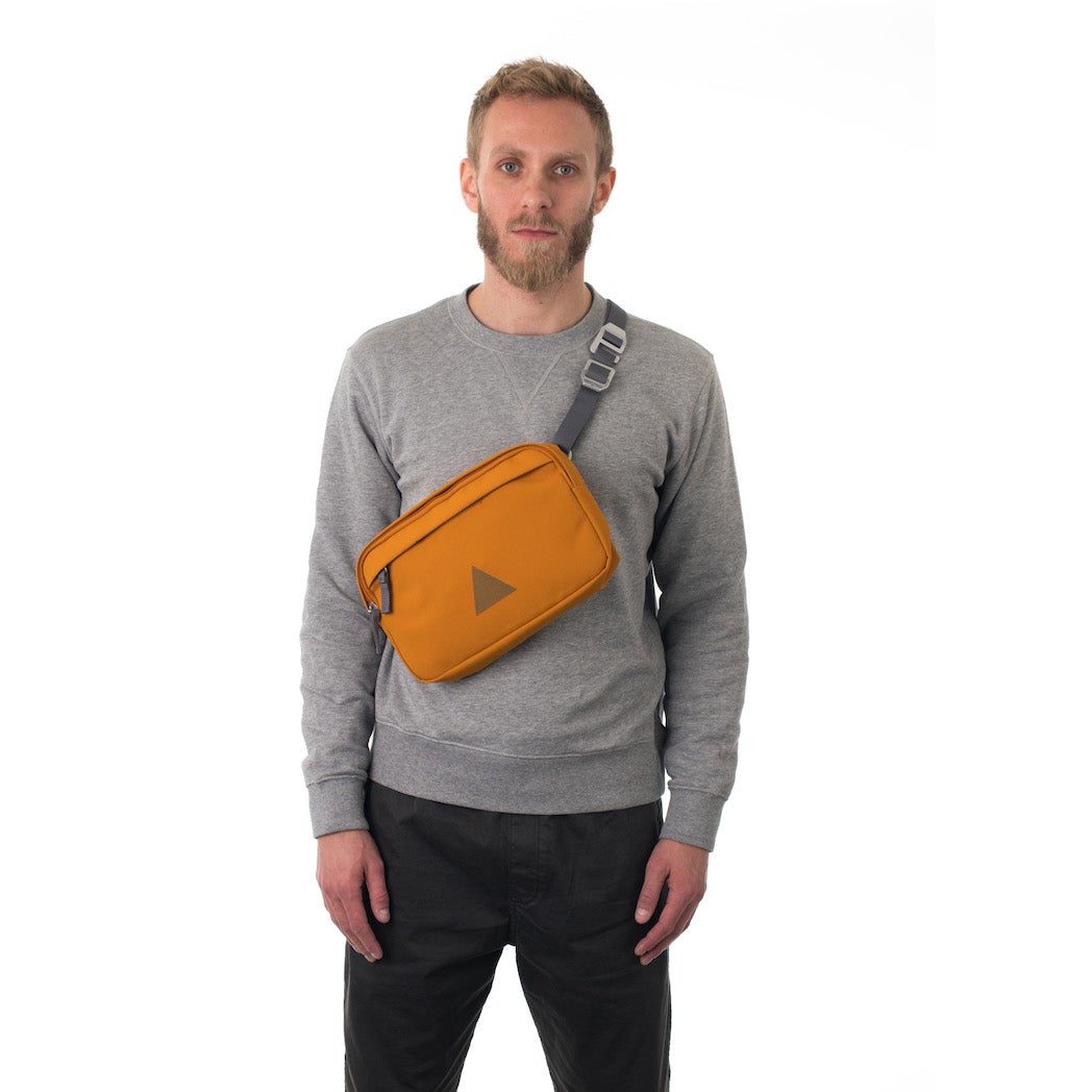 Arc Utility Crossbody Pack 4L | Utility Archive - Wake Concept Store  