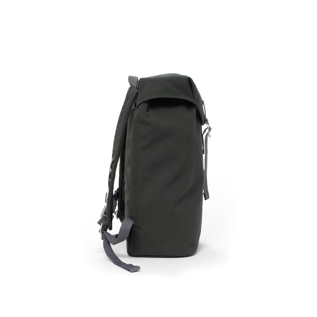 Tor Flap Backpack 25L | Utility Archive - Wake Concept Store  