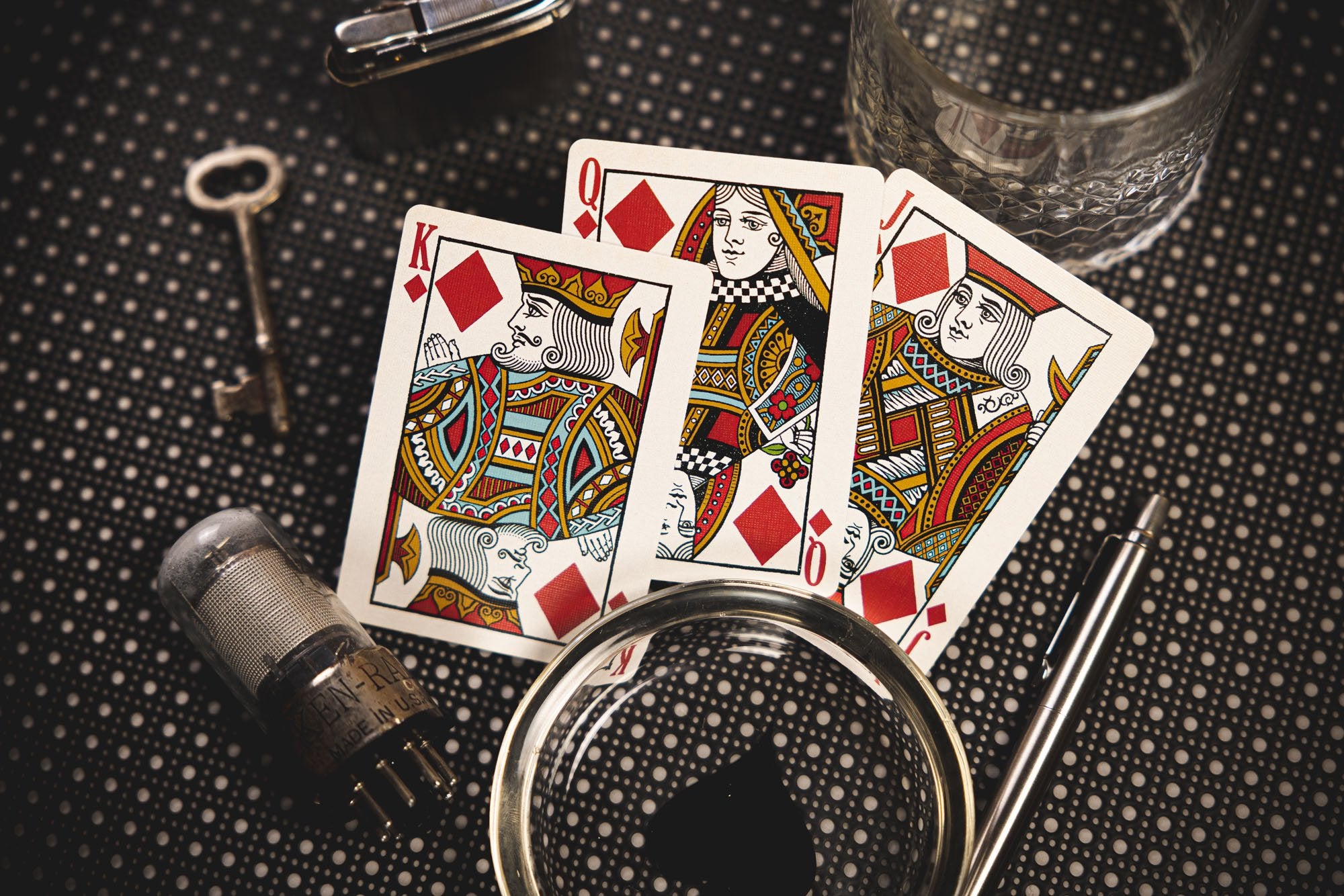 Vol. 7 Table Players - USPCC | Kings Wild Project - Wake Concept Store  