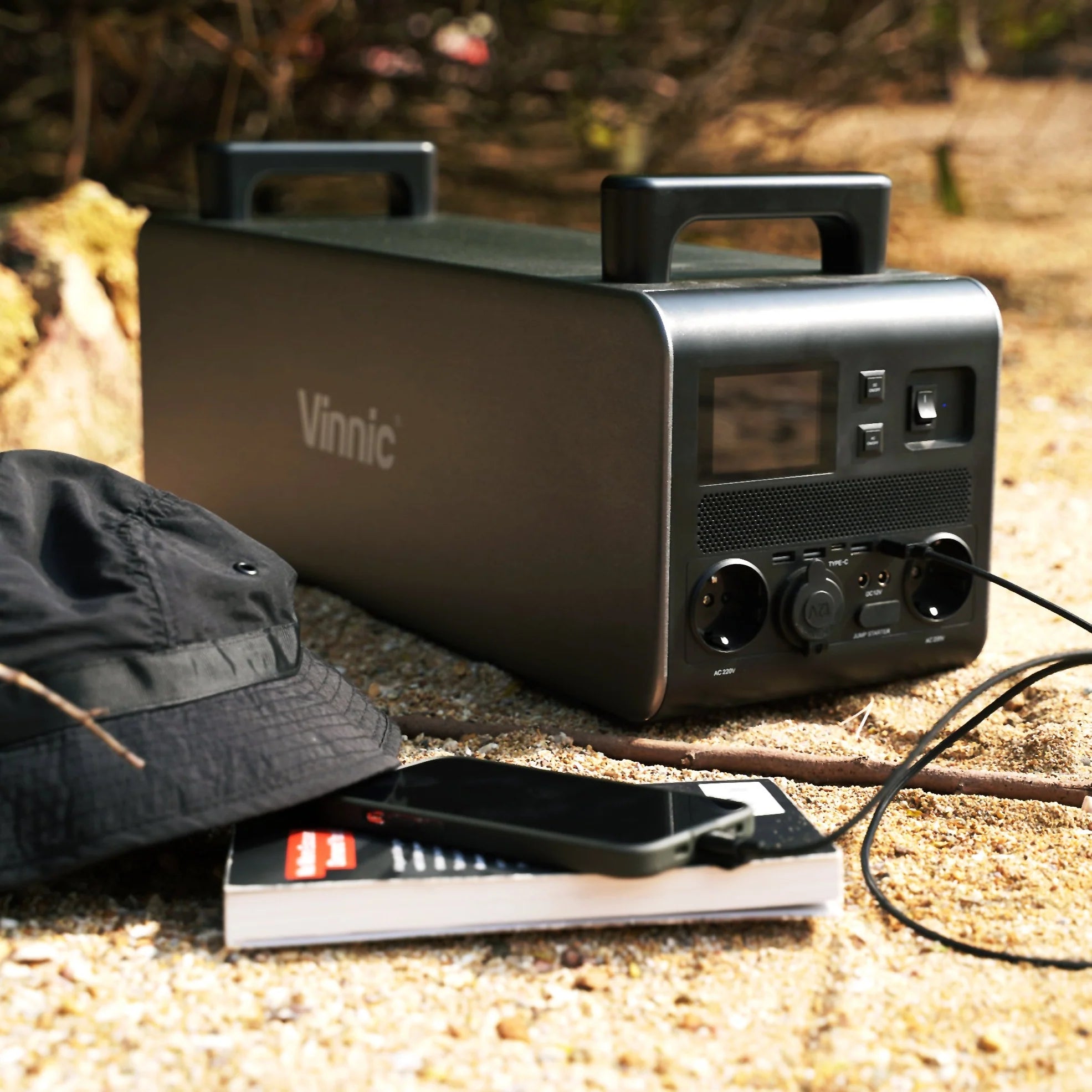 Portable Power Station PS2000W-1958Wh 612,000mAh | Vinnic Power - Wake Concept Store  